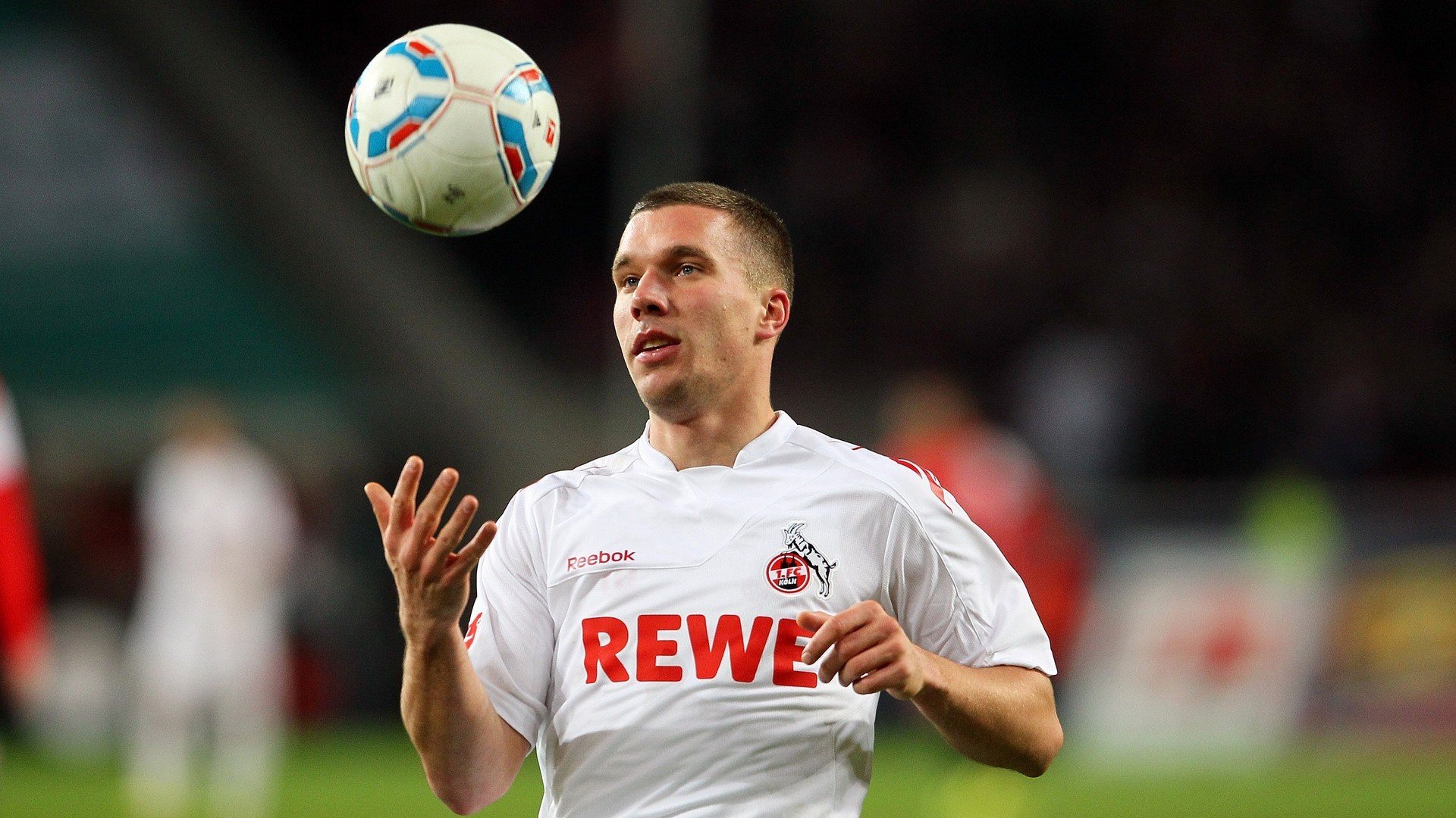 足球人才选拔是否更加开放公平，足球人才培养